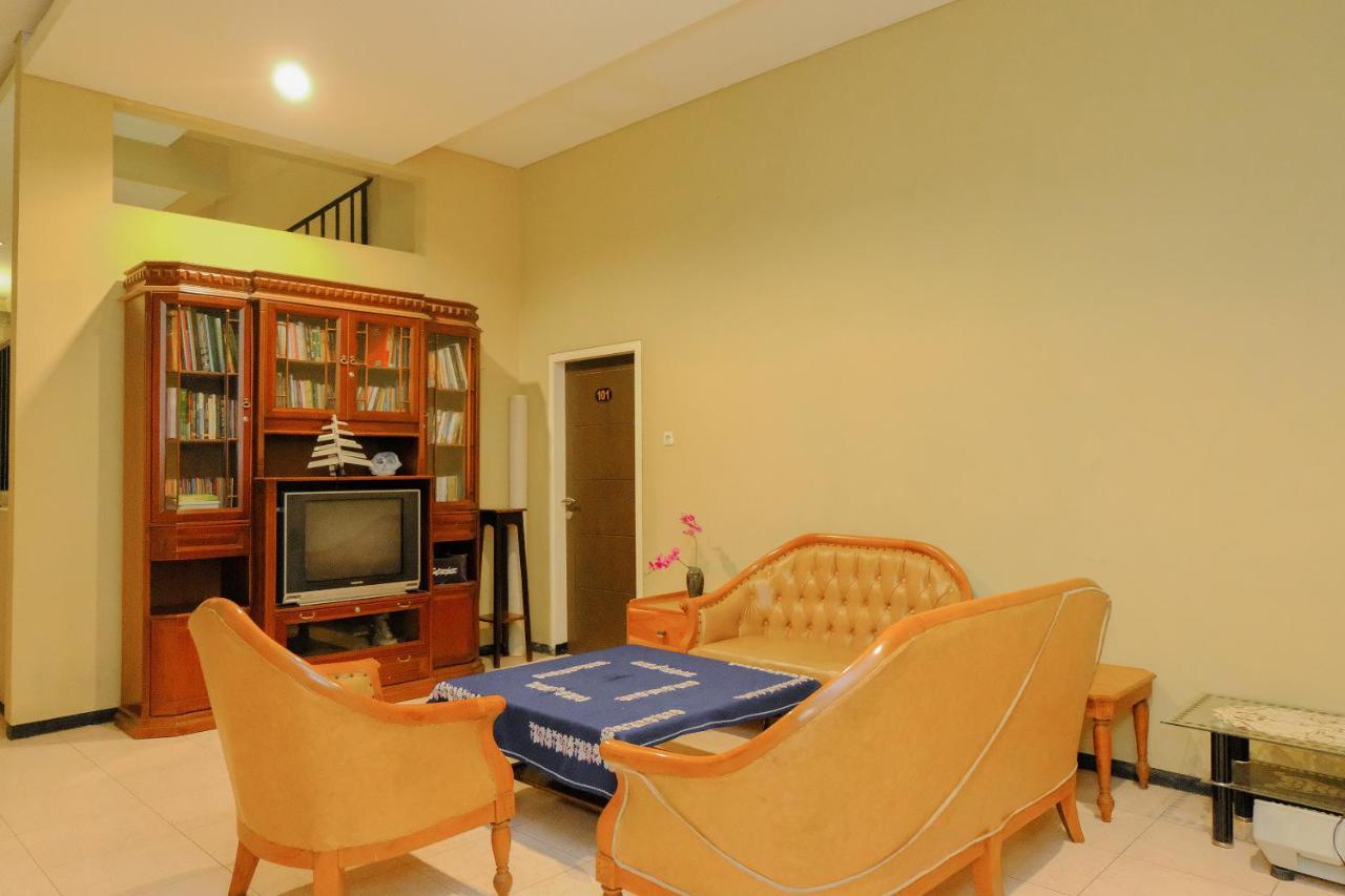 Oyo 419 Omah Gajayana Syariah Hotel 2*